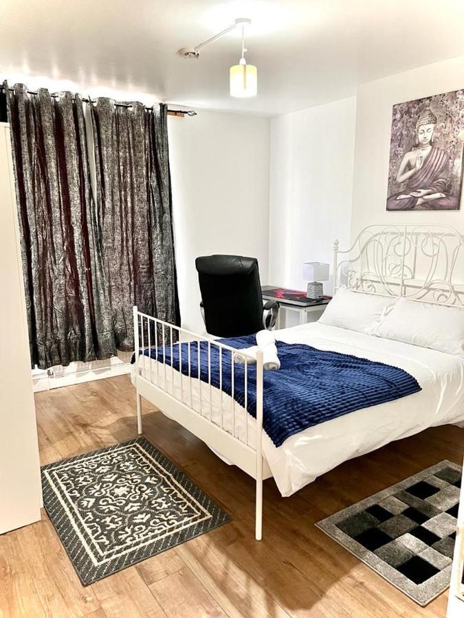 Shadwell Holiday Rooms Лондон Екстер'єр фото